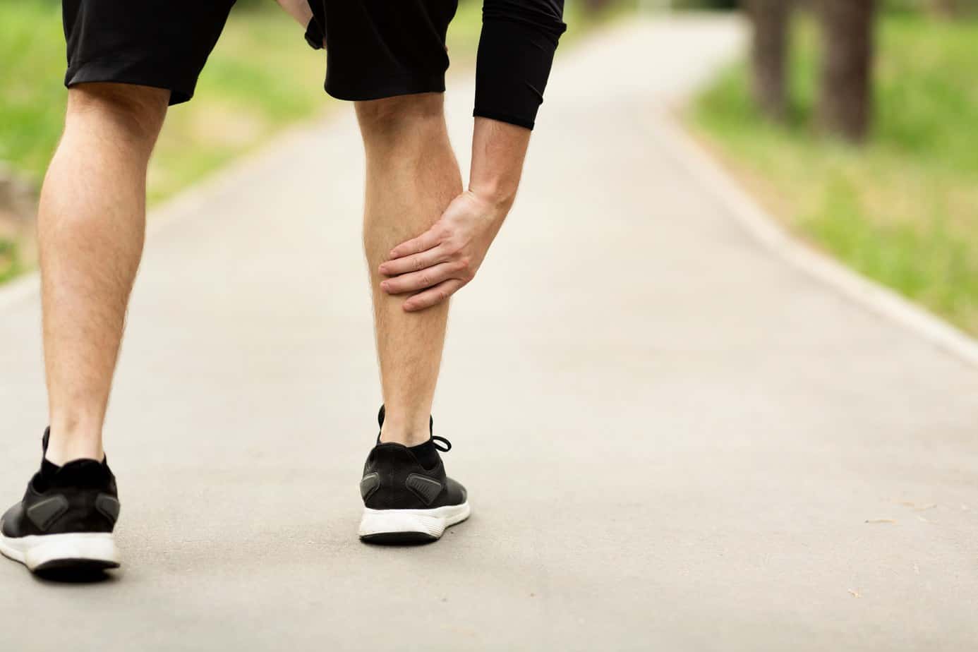 Sportler erleidet Zerrung